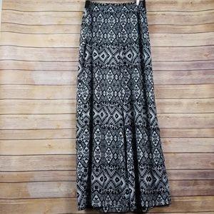 Xhilaration Pants - Printed Palazzo Pants from Xhilaration Xhilaration Pants - Printed Palazzo Pants from Xhilaration
